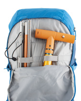 Dvě komory - přední pro samostatné uložení a snadnou dostupnost lavinové výbavy a hlavní komora pro přepravu oblečení, potravy a další nezbytné výbavy pro cesty zasněženým terénem