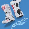 boty TECH 10 SUPERVENTED  ALPINESTARS  perforované bílá/červená/černá 2027 (Veľkosť 40,5)
