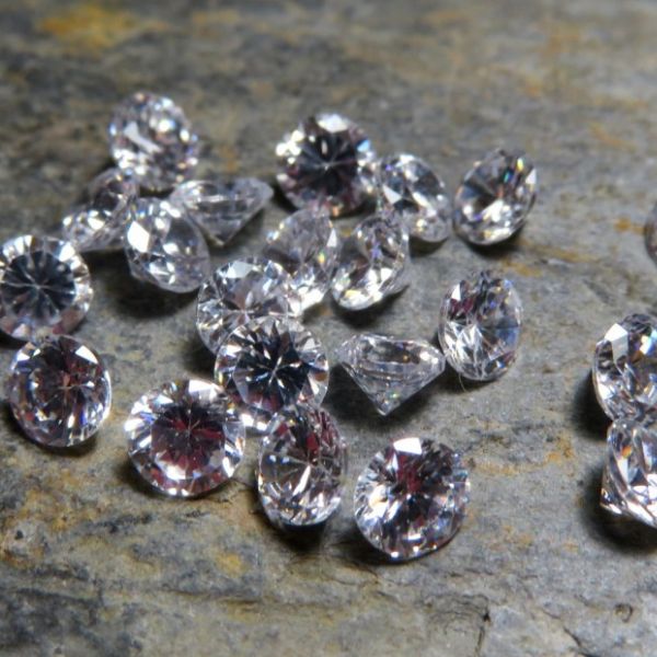 Co je kubická zirkonie?