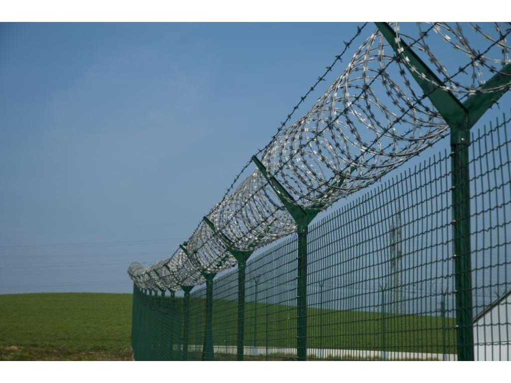 Reference Agrostroj Humpolec: svařované panely Supernet