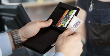 Ako Vám peňaženky RFID ušetria peniaze a starosti?
