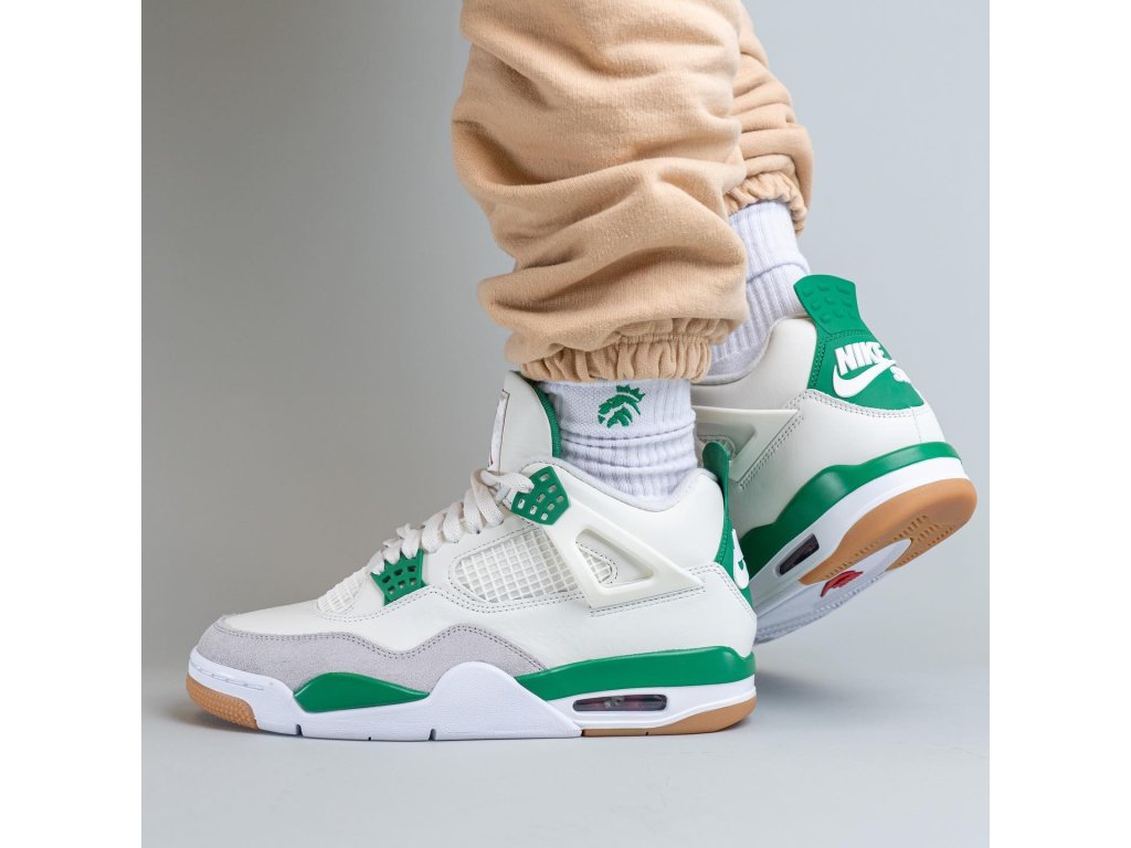 Air Jordan 4 SB Retro Pine Green - ADONIO