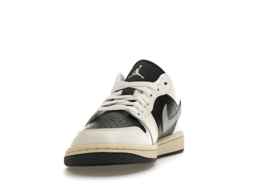 Nikeエアジョーダン 1 Low \"Jade Smoke\" Air Jordan 1 Low Jade Smoke » SneakersJoint