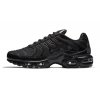 nike air max plus triple black 1