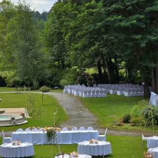 Another beautiful wedding in Palais-Kneissl We wish you alee the best in your life Ania & Tom