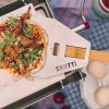 Pohodlná špachtle pro pečení pizzi na Skotti Original