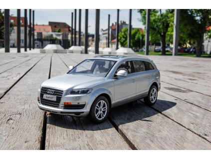 Audi Q7 RASTAR 1:14 RTR