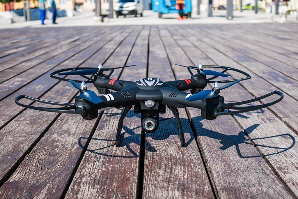 S-Idee RC DRÓN S303W GIMBAL, BAROMÉTER, WIFI KAM, IRÁNYTŰ