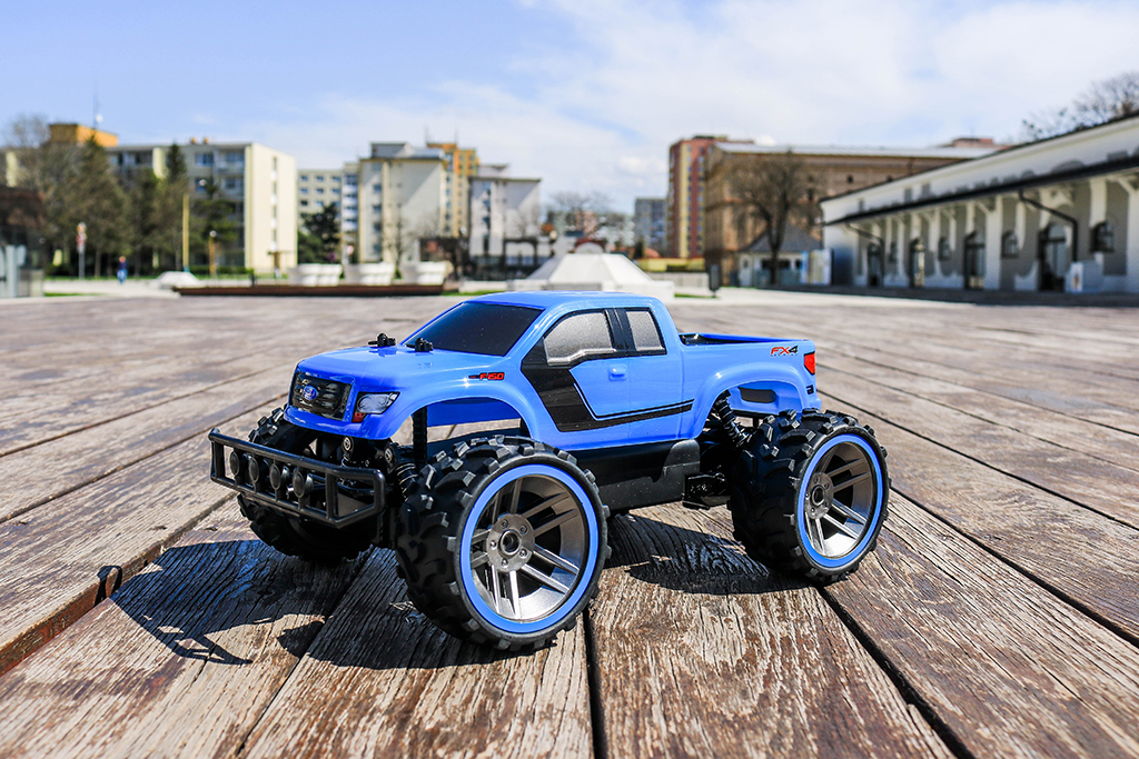 AMEWI Trade e.K. Ford F150 monster truck 1:12  Kék