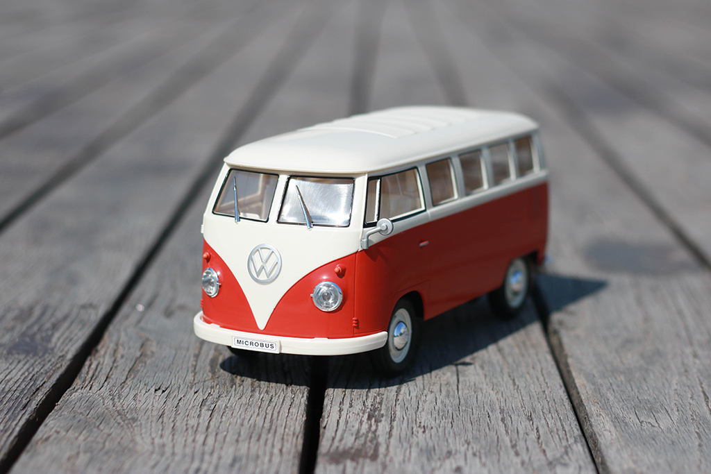 VW T1 Classic Busz 1:16 1963 2 csatorna 2,4G