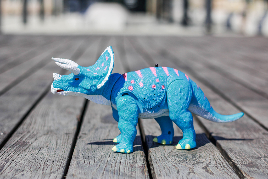 RC Távirányítós Dinoszaurusz Triceratops