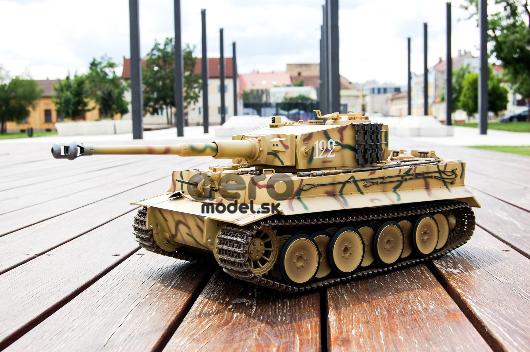 TORRO RC Tiger I Tank IR 1:16, 2.4GHz, hang, kamuflázs