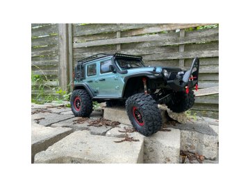 DF models DF 4S PRO Crawler zelenošedá metalíza 313mm 1 10, naviják, LED ZELENÁ