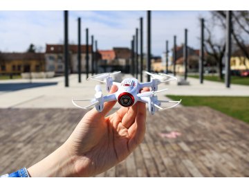 RC Kvadrokoptéra Syma X22W BIELA 2.4GHz (FPV, funkcia automatického štartu, vznášanie sa)