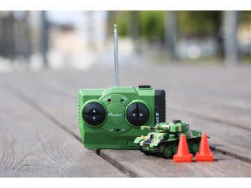 Mini attack na dialkové ovládanie 1:72