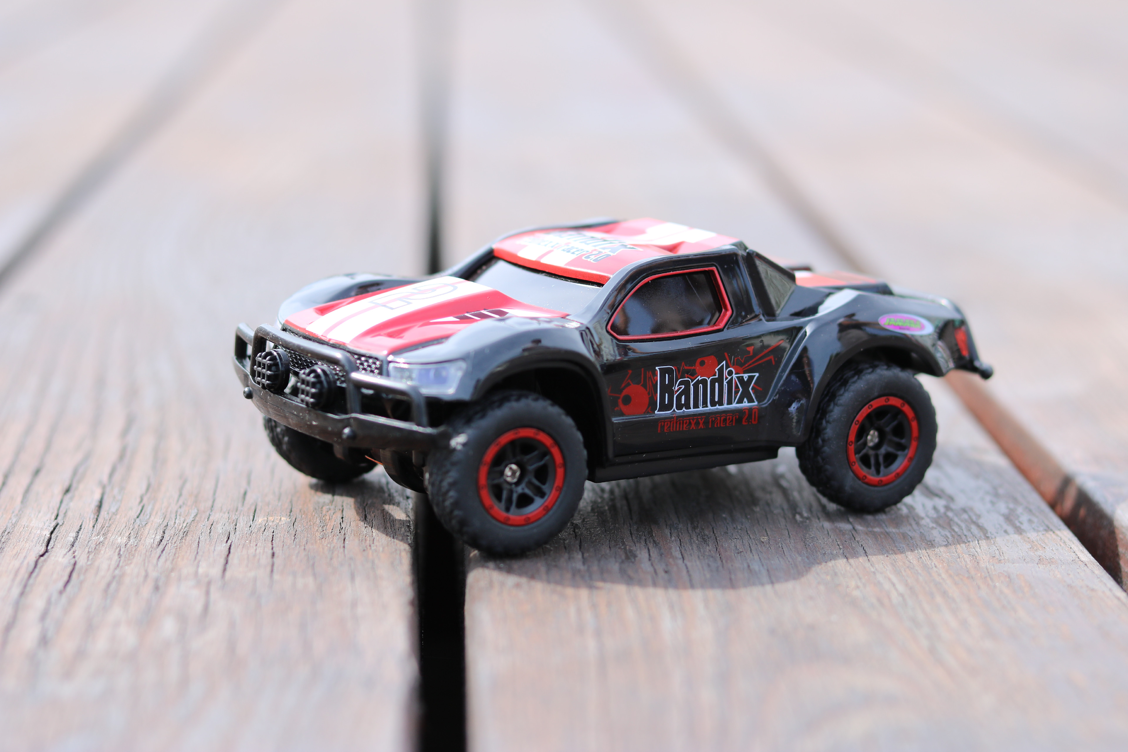 jamara RC Auto BANDIX GREENEX 1.0 MONSTERTRUCK 4WD ČERVENÝ