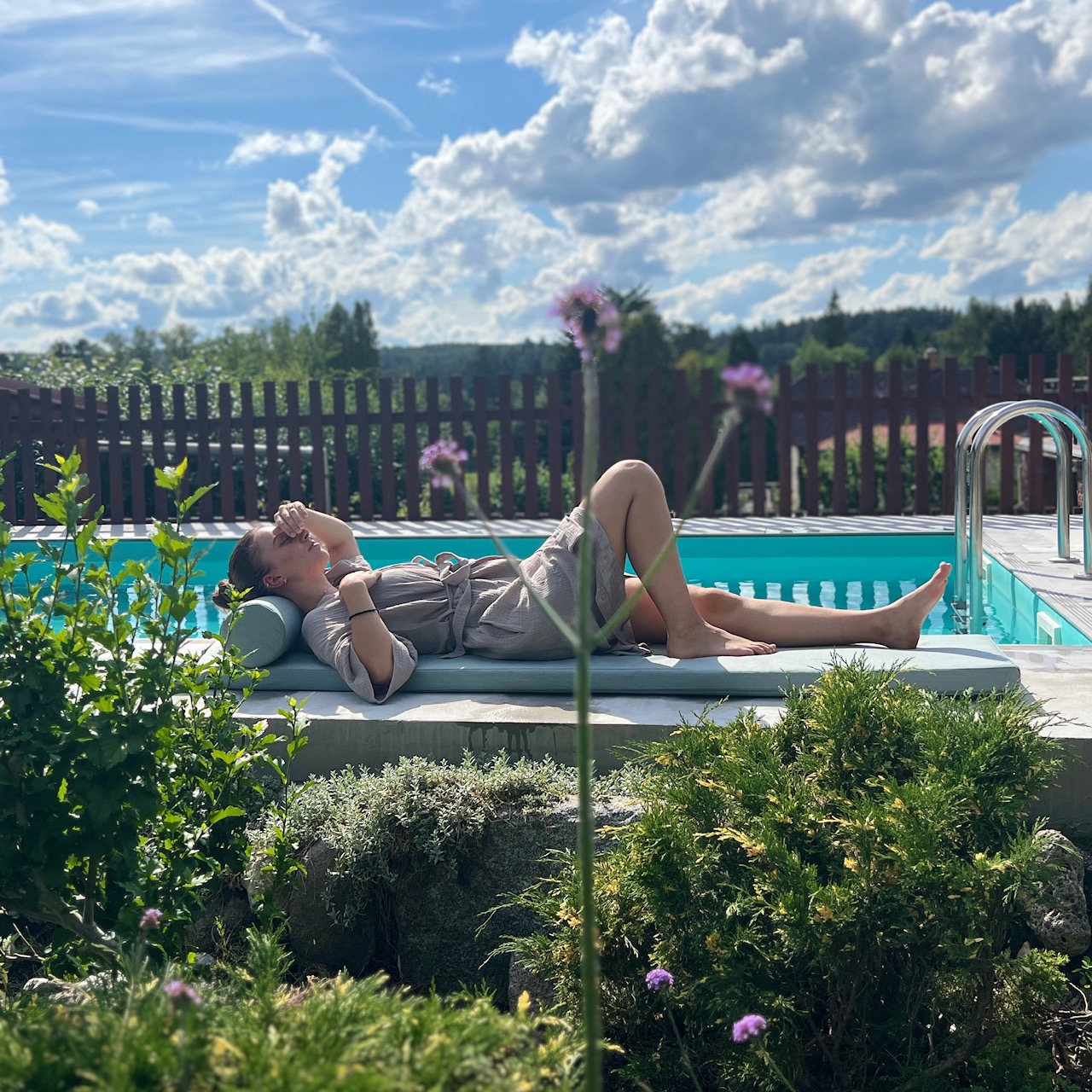 Polstr pro relaxaci u bazénu