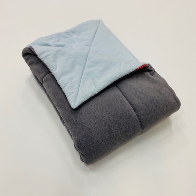 Peřinka, deka, výplň do dětské postýlky bez povlékání - šedá mikrofleece - modrá bavlna 100x135