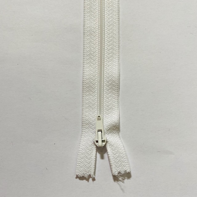 Zip spirálová - délka 40cm Barva: Bílá