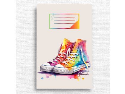 školní sešit s barevnými teniskami