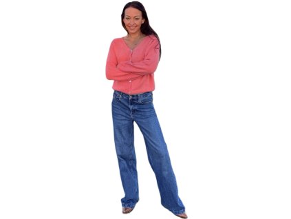 D9BB8BB7 9E80 4BBC B100 9230FA3D2772