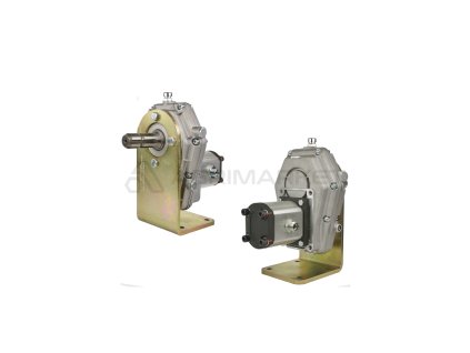 11846 1 prevodovka s hydraulickym cerpadlem a drzakem pripevnenym k zakladne