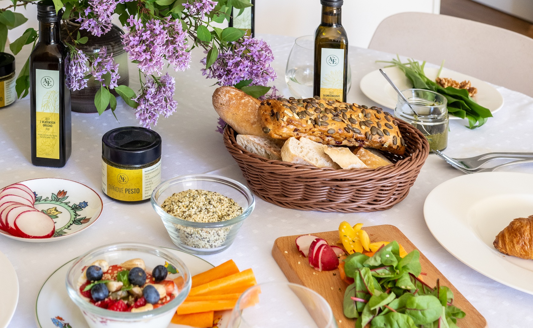 Jak zařadit jarní suroviny do jídelníčku (jednoduše a chutně)