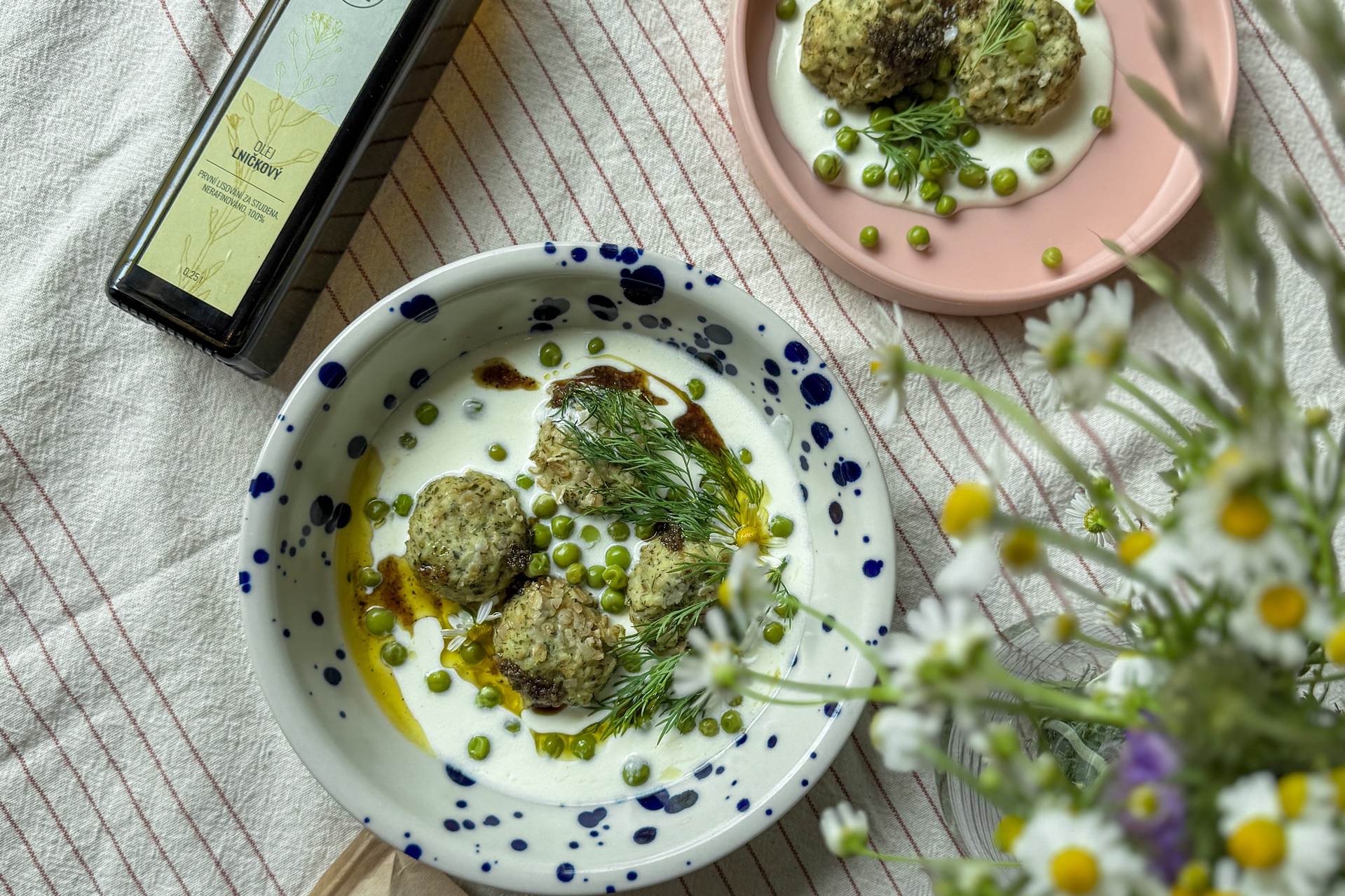 RECEPT: Rybí kuličky s kefírovým přelivem
