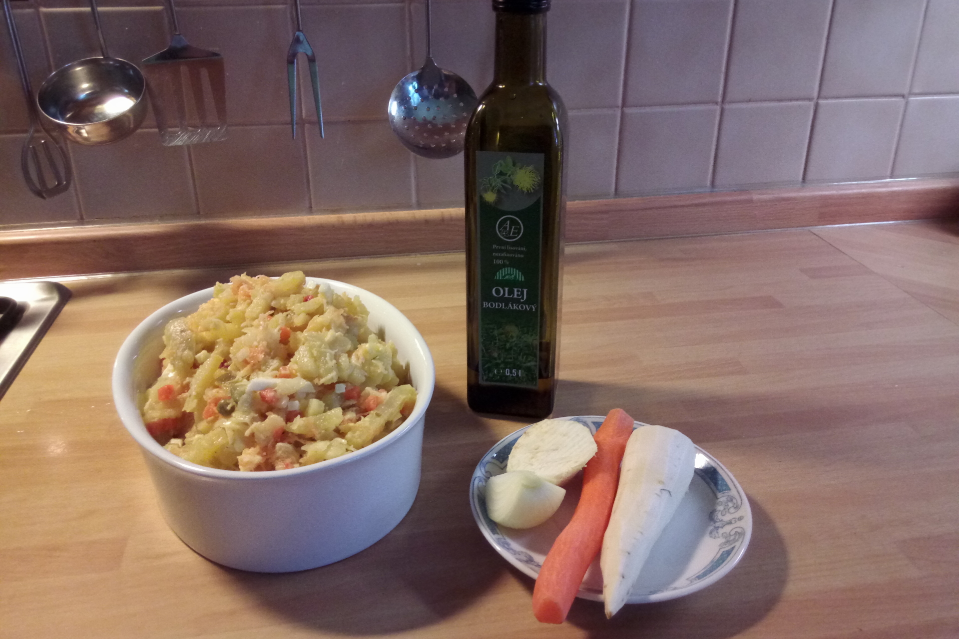 Recept: Bramborový salát bez majonézy