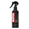 Motul M1 Helmet - Visor Clean 250ml