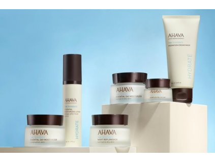 HYDRATE Essential Day Moisturizer very dry jar
