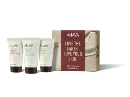 Holiday Collection 2019 Naturally Refreshing Trio Box front+products RGB low
