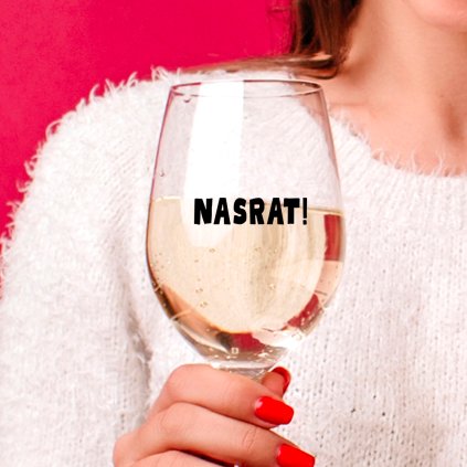 Sklenice víno Nasrat žena detail