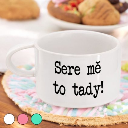 Hrnek makronka - Sere mě to tady