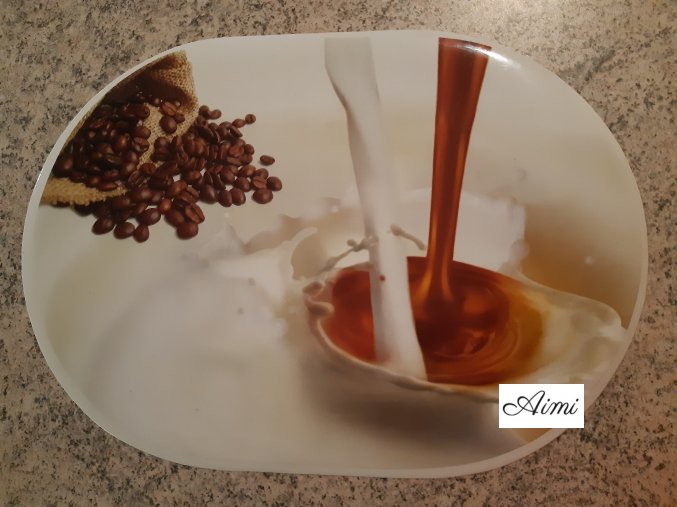 Prestieranie oválne PVC na stôl s motívom - Mliečna káva