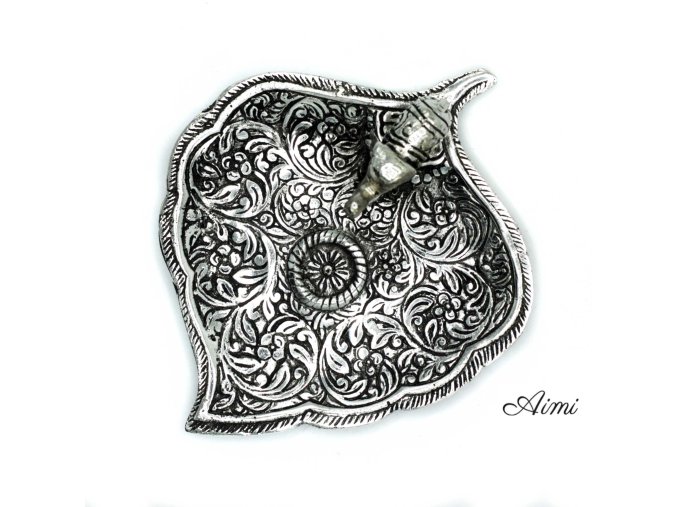 Stojan na Vonné Tyčinky zo Sloních Listov z Lešteného Hliníka, 11 cm (Varianta Stojan na Vonné Tyčinky zo Sloních Listov z Lešteného Hliníka, 11 cm)