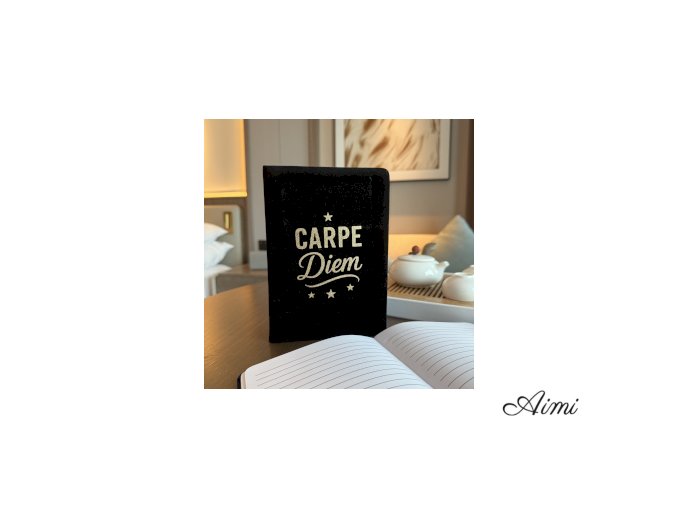 Zamatový Zápisník - 80 strán - Carpe Diem - Čierny (Varianta 80 strán - Carpe Diem)