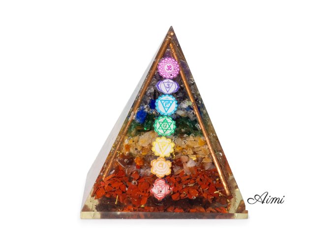 Stredné Orgonitové Pyramídy 7x6cm - Medené Tyče - 7 Čakrových Čipov (Varianta Medené Tyče - 7 Čakrových Čipov)