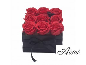 Darčekový Box z Mydlový Kvetov - 9 Červených Ruží - Štvorec