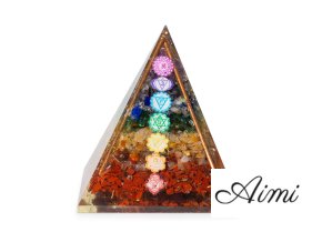 Stredné Orgonitové Pyramídy 7x6cm - Medené Tyče - 7 Čakrových Čipov (Varianta Medené Tyče - 7 Čakrových Čipov)