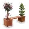 Drevená záhradná lavica s drevenými kvetináčmi