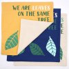 Bavlnená Obliečka na Vankúš s Potlačou - We are Leaves - Žltá, Modrá a Prírodná (Varianta We are Leaves - Žltá, Modrá a Prírodná)