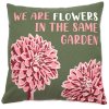 Bavlnená Obliečka na Vankúš s Potlačou - We are Flowers - Olivová, Ružová a Prírodná (Varianta We are Flowers - Olivová, Ružová a Prírodná)