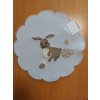 Veľkonočný vyšívaný obrus biely podklad - Hnedý veľkonočný ZAJKO - rôzne veľkosti 40x160cm