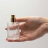 Okrúhla Rebrovaná Sprejová Fľaša s Uzáverom 30ml - Červená
