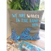 Bavlnená Obliečka na Vankúš s Potlačou - We are Waves - Sivá, Modrá a Prírodná (Varianta We are Waves - Sivá, Modrá a Prírodná)