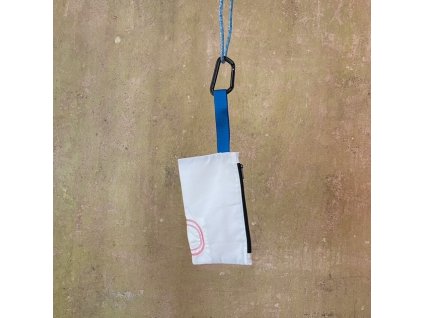 Nimbo pouch M WHITE STITCHING