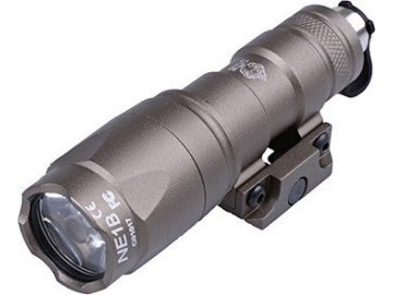 NEV Taktická svítilna M300A Mini Scout LED s RIS montáží na zbraň - Dark Earth 01