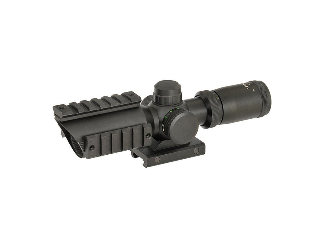 Airsoft optika 1,5-5x32 se 3 RIS lištami. Podsvětlený kříž (červená/zelená), integrovaná montáž. Na AirsoftMorava.