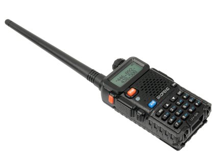 Airsoftová vysílačka Baofeng UV-5R 5W. Dosah až 8 km, s LCD displejem a funkcí VOX. Na AirsoftMorava.
